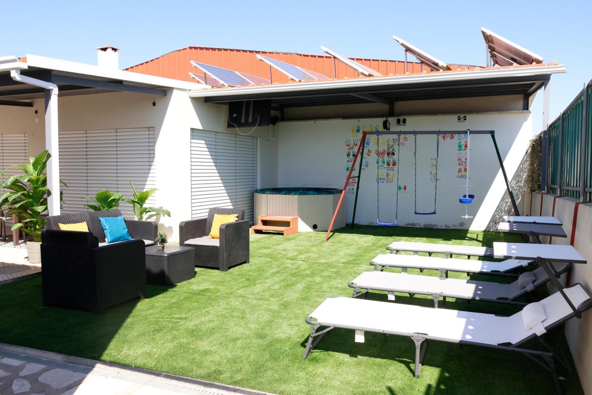 *Private Outdoor Area* 300M-Beach, Swing/No Stairs São Martinho do Porto Exterior foto